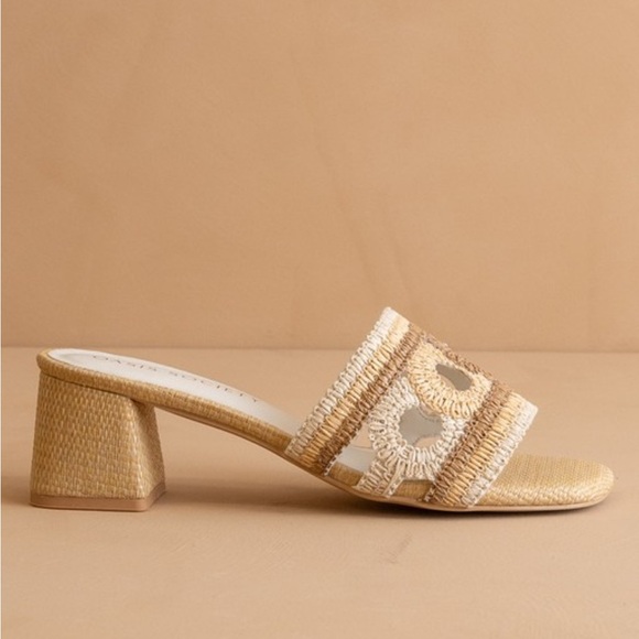 Tan Block Heel Sandals raffia with a woven embroidered strap - Picture 2 of 5